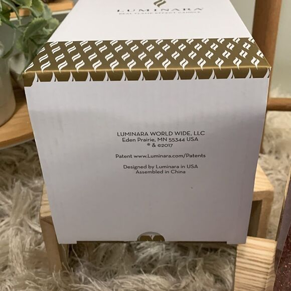 Luminara Red Glitter 5” Red Pillar
Flameless Indoor Candle With Remote - Picture 14 of 17